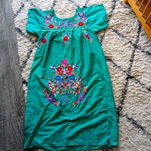 Traditional Mexican Pueblo tunic dress floral size medium